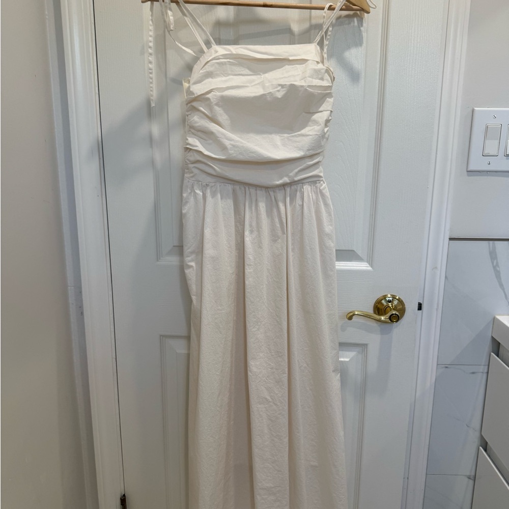OAK + FORT Cream Strapless Dress